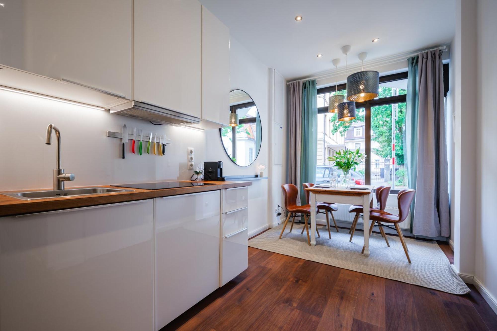 Maria Und Joseph Apartments Инсбрук Экстерьер фото